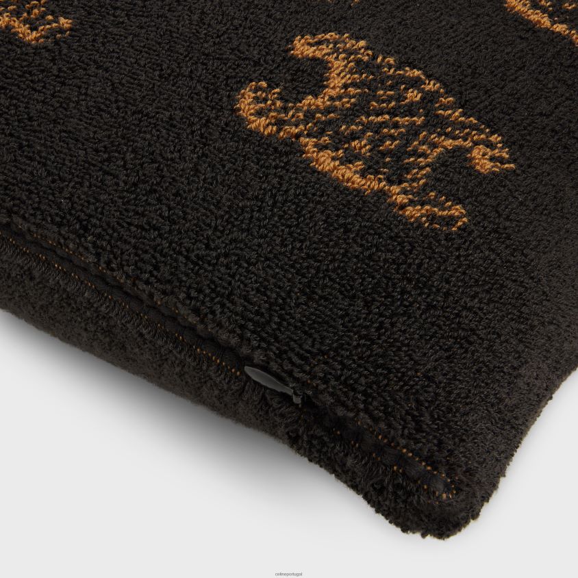 homens acessórios CELINE almofada de praia em algodão turco com monograma marrom/camelo T204R1690