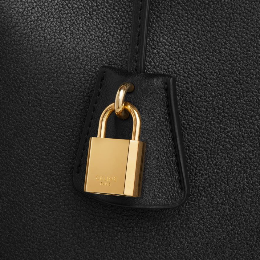 mulheres acessórios CELINE bolsa conti adolescente em couro de bezerro flexível preto T204R77
