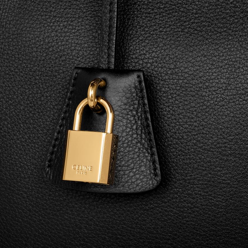 mulheres acessórios CELINE bolsa conti em couro de bezerro flexível preto T204R75